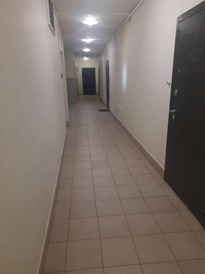 Барышевская роща, д. 2 — провели влажную уборку мест общего пользования