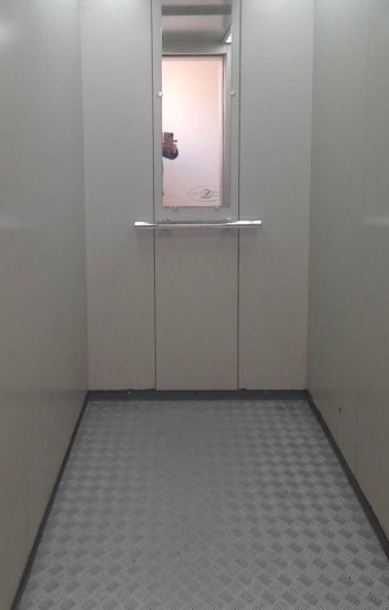 Барышевская роща, д. 2 — провели влажную уборку мест общего пользования